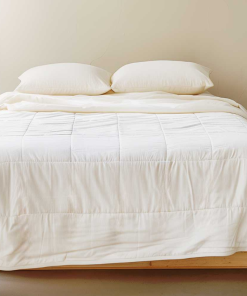 Alternative view of Sleep & Beyond myMerino Comforter® Light